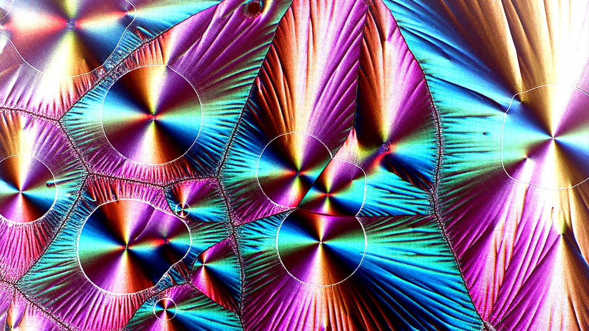 vitamin c under microscope