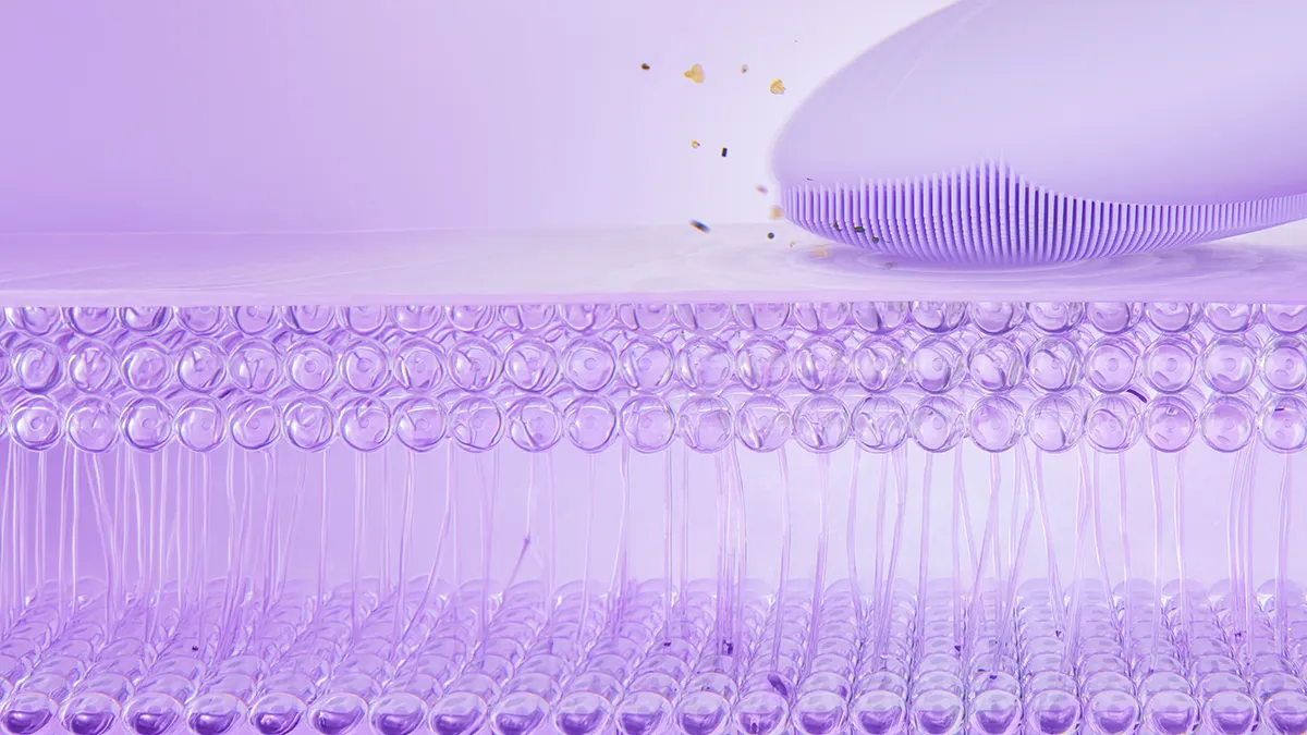 LUNA 4 facial brush T-sonic massage enters the skin