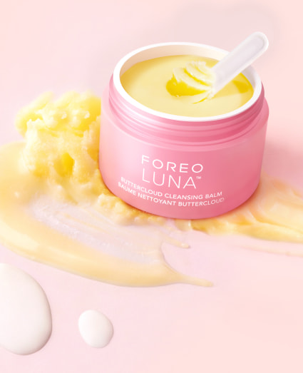 FOREO Skincare I Cleansers, serums & face masks