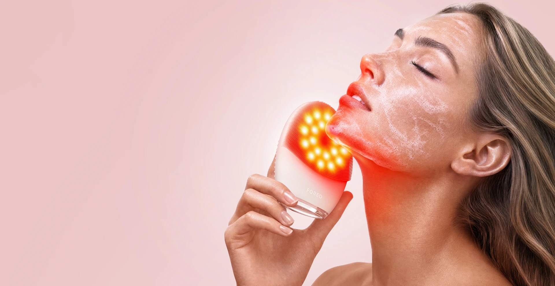 FOREO Questions Answered 2026: 12 Things to Know Before Your First LUNA or issa