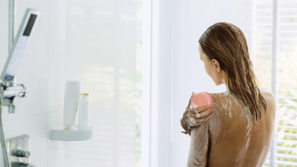El dispositivo de cuidado corporal de Foreo Luna 4 Body es perfecto para acompañarte en la ducha.