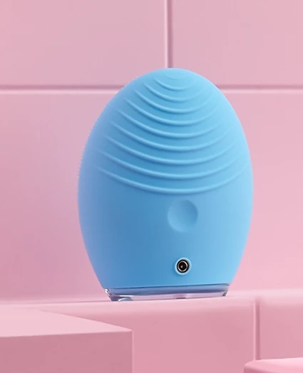 FOREO LUNA 3 Gesichtsreinigungsbürste Für Empfindliche Haut – Mit App, Silikon, T-Sonic Massage – Für Straffe & Saubere Haut