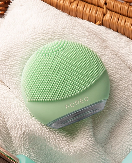 FOREO LUNA™ 4 go | 时刻净透自由伴“旅”