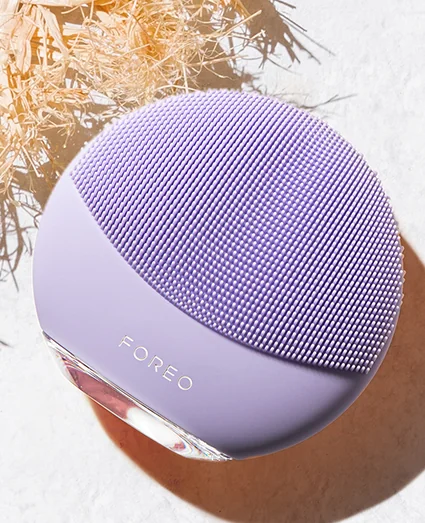 FOREO's LUNA™ 4 Mini Facial Cleansing Massager