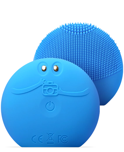 FOREO LUNA™ play smart 2 | Facial Cleansing & Analysis