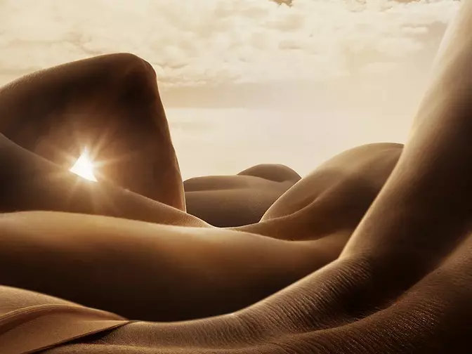 How to repair skin barrier Body scapes showing skin of various bodies laying down with the setting sun in the background