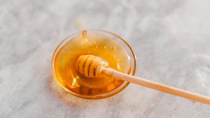 La miel como elixir para el cuidado de la piel
